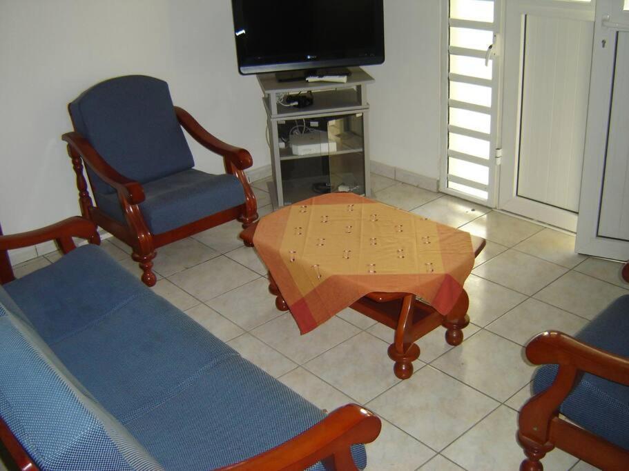 Charmant Appartement Verdoyant Le Morne-Vert Kültér fotó